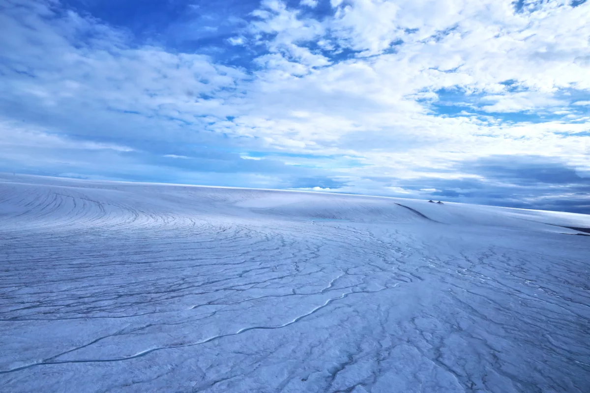 The Devon Ice Cap in Canada, which, according to the researchers on the new study, is what ancient Mars may have looked like