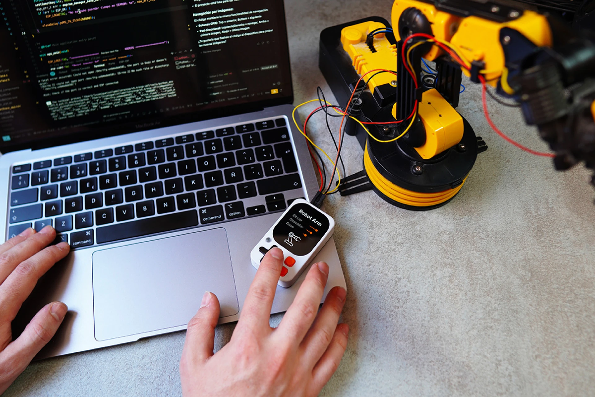 Kode Dot: The AI Creator Multitool for Easy Electronics Projects