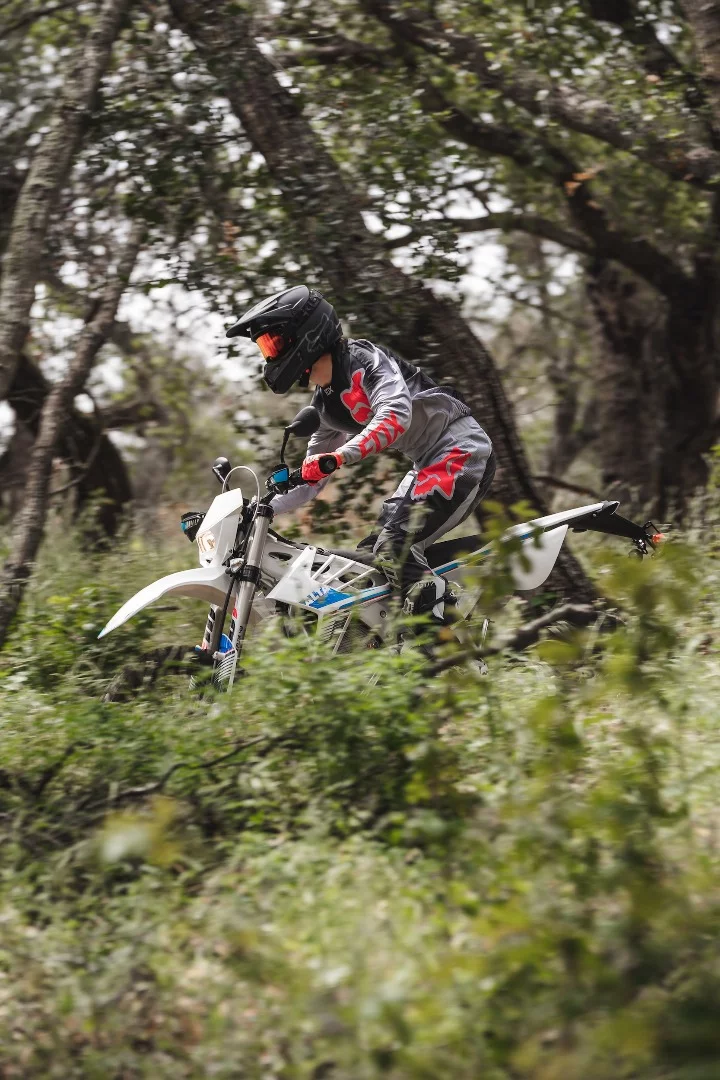 Alta Redshift EXR: silent bush blasting is on the menu