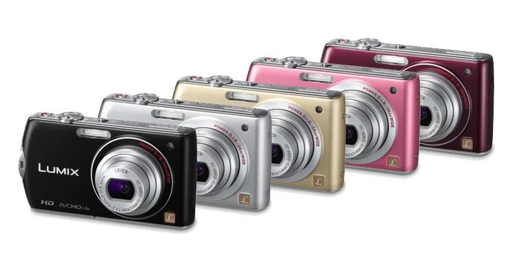 Panasonic's new 14.1 megapixel LUMIX DMC-FX75 gives "approximately 213% larger viewing space compared to that of a 35mm camera."
