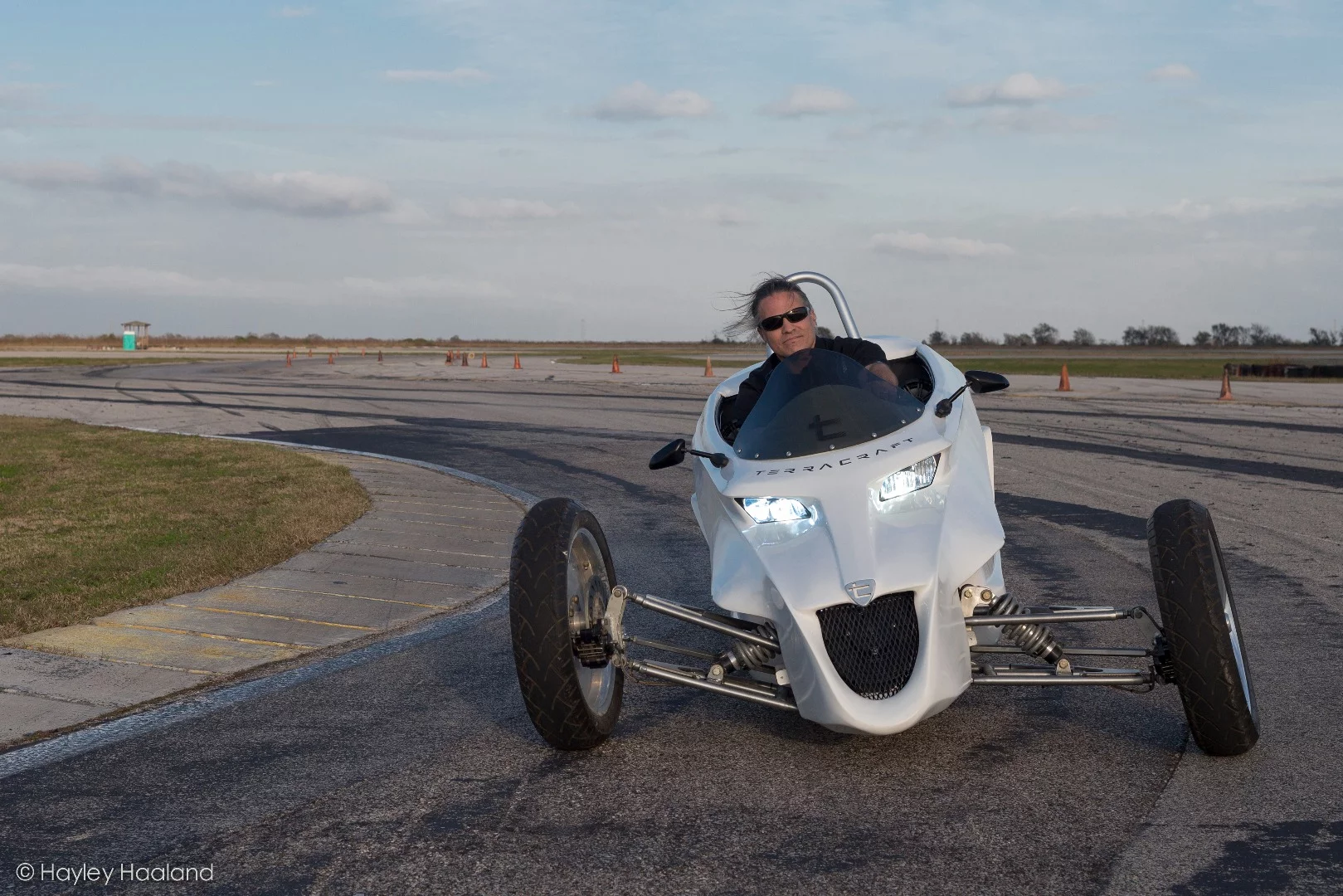 The Terracraft SuperTrike sports a rather jolly front aspect