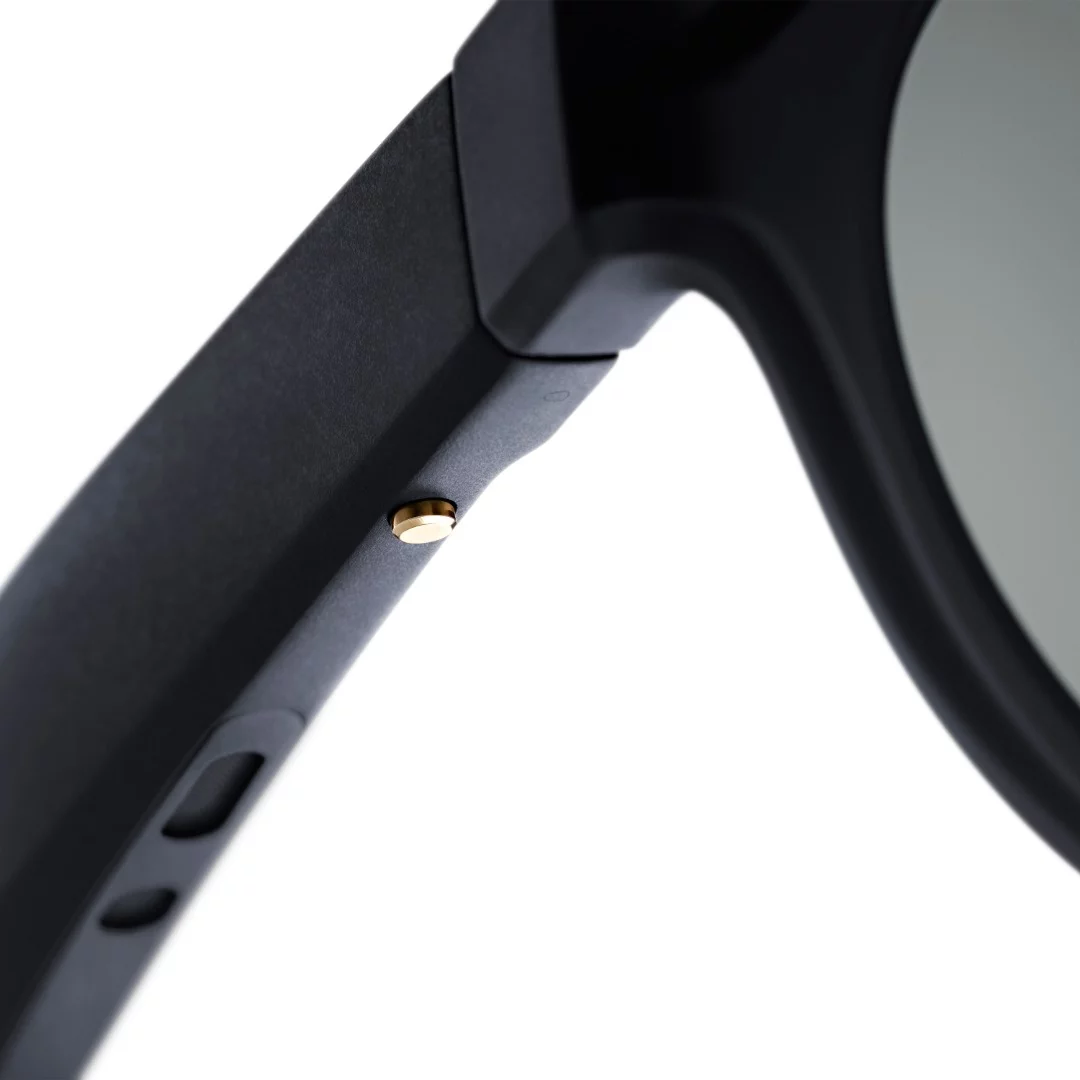 Detail on Bose's Frames sunglasses