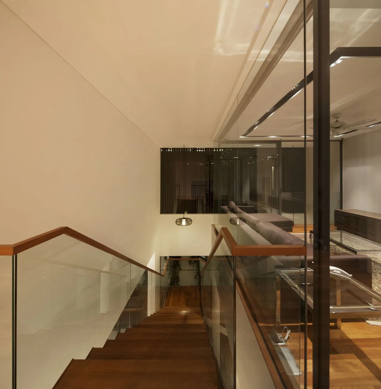 Residents can choose the stairs or the elevator (Photo: Jeremy San)