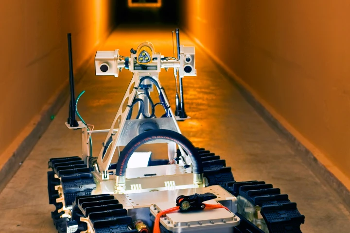 Sandia's Gemini-Scout Mine Rescue Robot is designed to speed mining accident rescue efforts (Image: Randy Montoya)