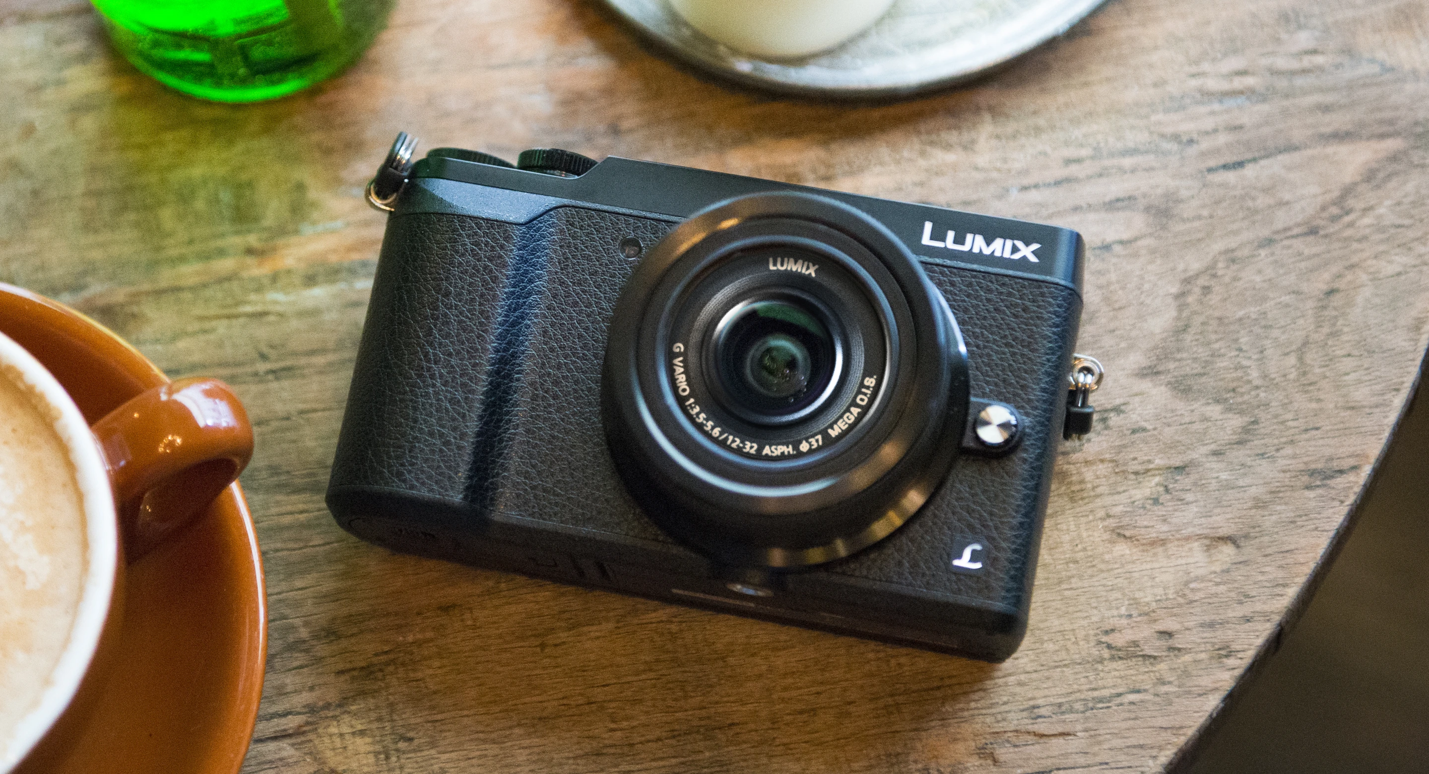 The Panasonic Lumix GX80 /GX85 boasts advanced image stabilization