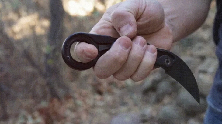 The inventor plans to sell the Morphing Karambit for US$650, but first off he's running a Kickstarter campaign to fund production