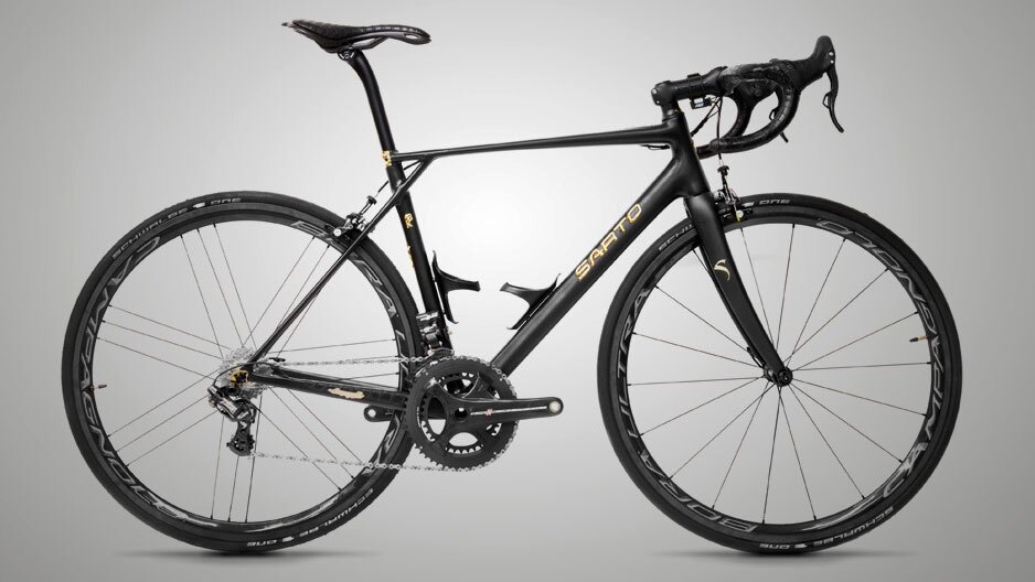 The Sarto 18K gets its name from the 18-carat gold touches to the bike