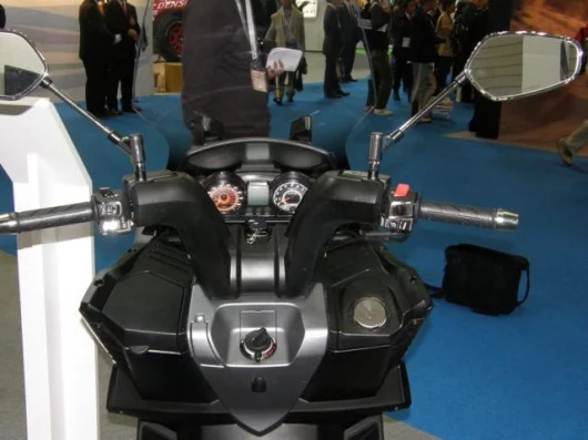 Kymco's Myroad 700i