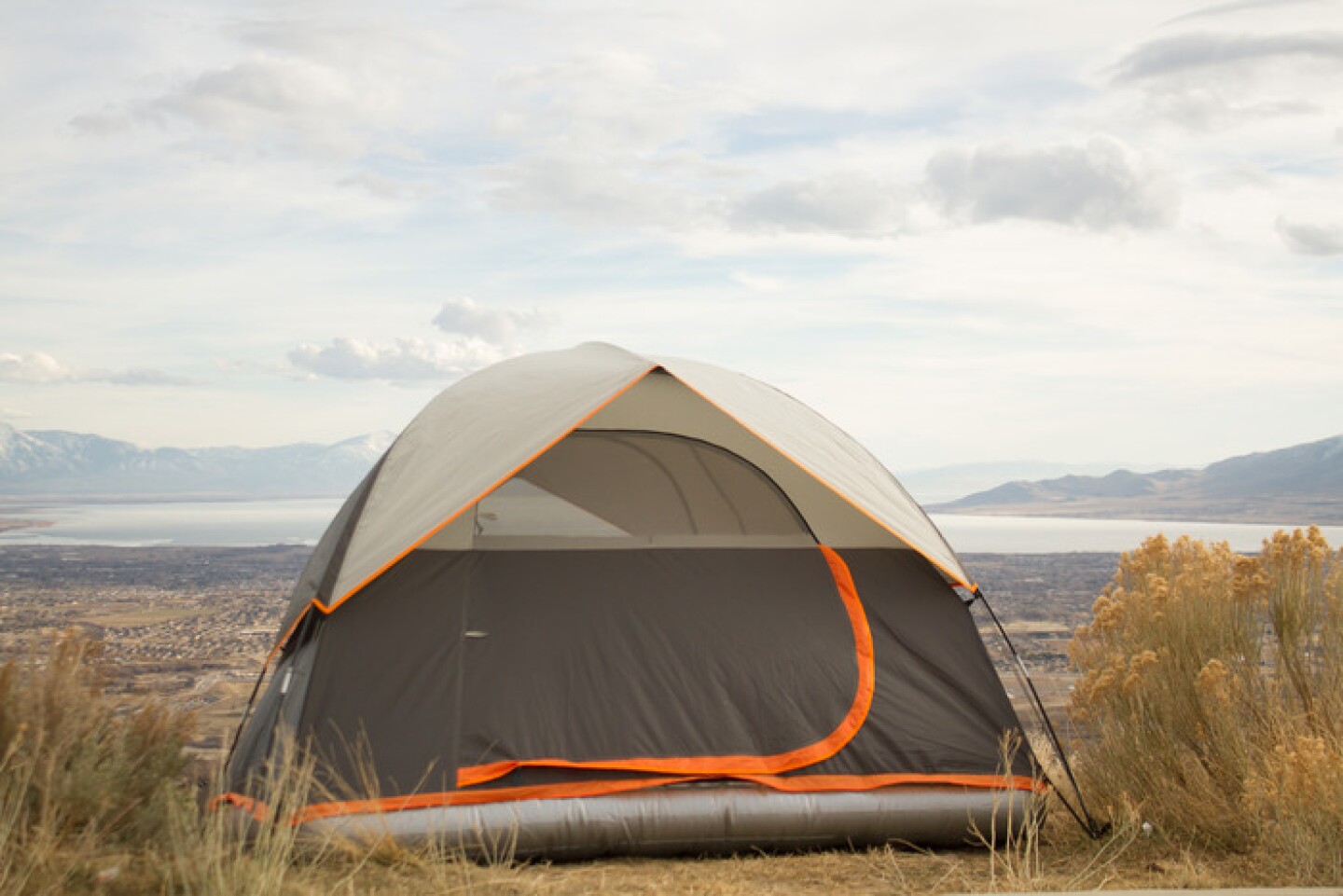 Aesent fourman dome tent features a builtin air mattress