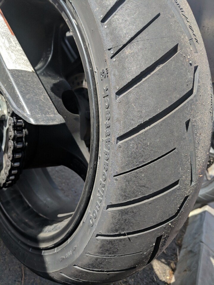 Continental Road Attack 3 rear tire after ~450km, showing slight wear