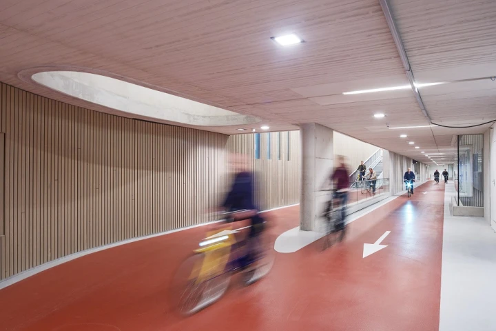 The world’s largest bicycle parking center is located under the Utrecht Centraal Railway Station, and is due for completion this year