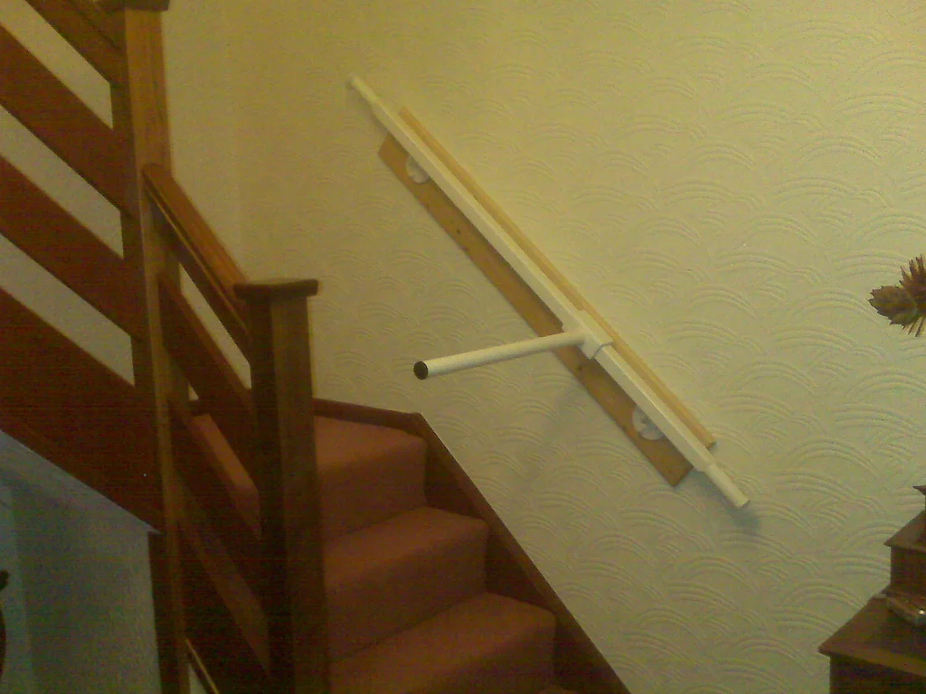 StairSteady mobility device helps users get up and down stairs