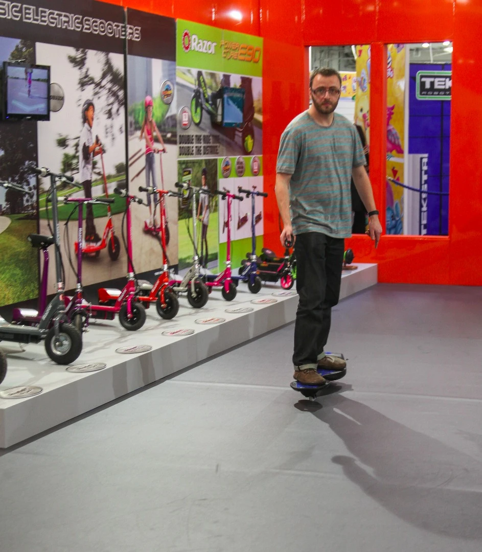 We try out the Razor RipStik Electric