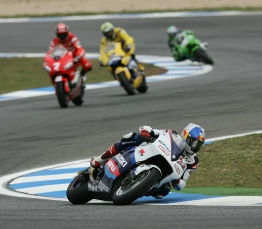Hopkins before his crash had many good riders behind him, including Carlos Checa, Troy Bayliss and Shinya Nakano. Had he stayed upright, he might have finished as high as fourth.