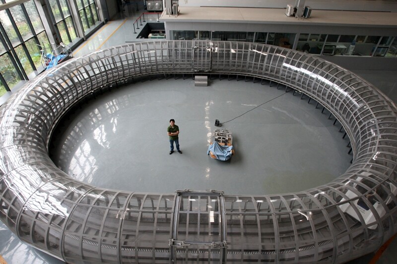 A small, prototype ring has reached 30 mph (50 km/h) in tests, with the speed limited by the ring's radius (Photo: Imagechina)