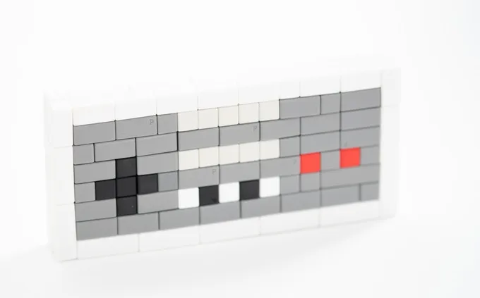 The Pixl Starter Pack comes with several different block types for $19, and includes a 7 x 7 Pixl Canvas