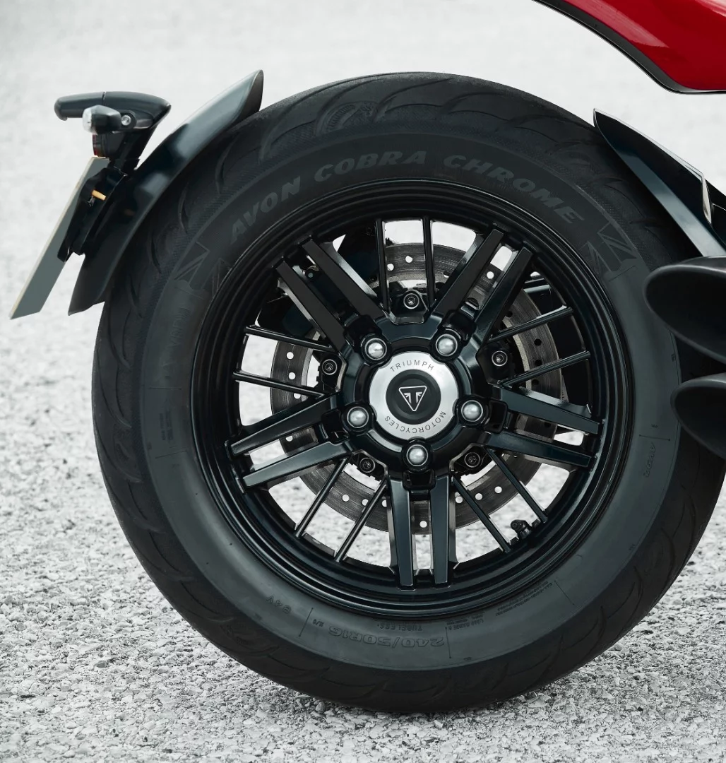 The aluminum wheel rims that are shared across the 2020 Triumph Rocket 3 lineup, measuring 17 inches at the front and 16 at the rear in diameter