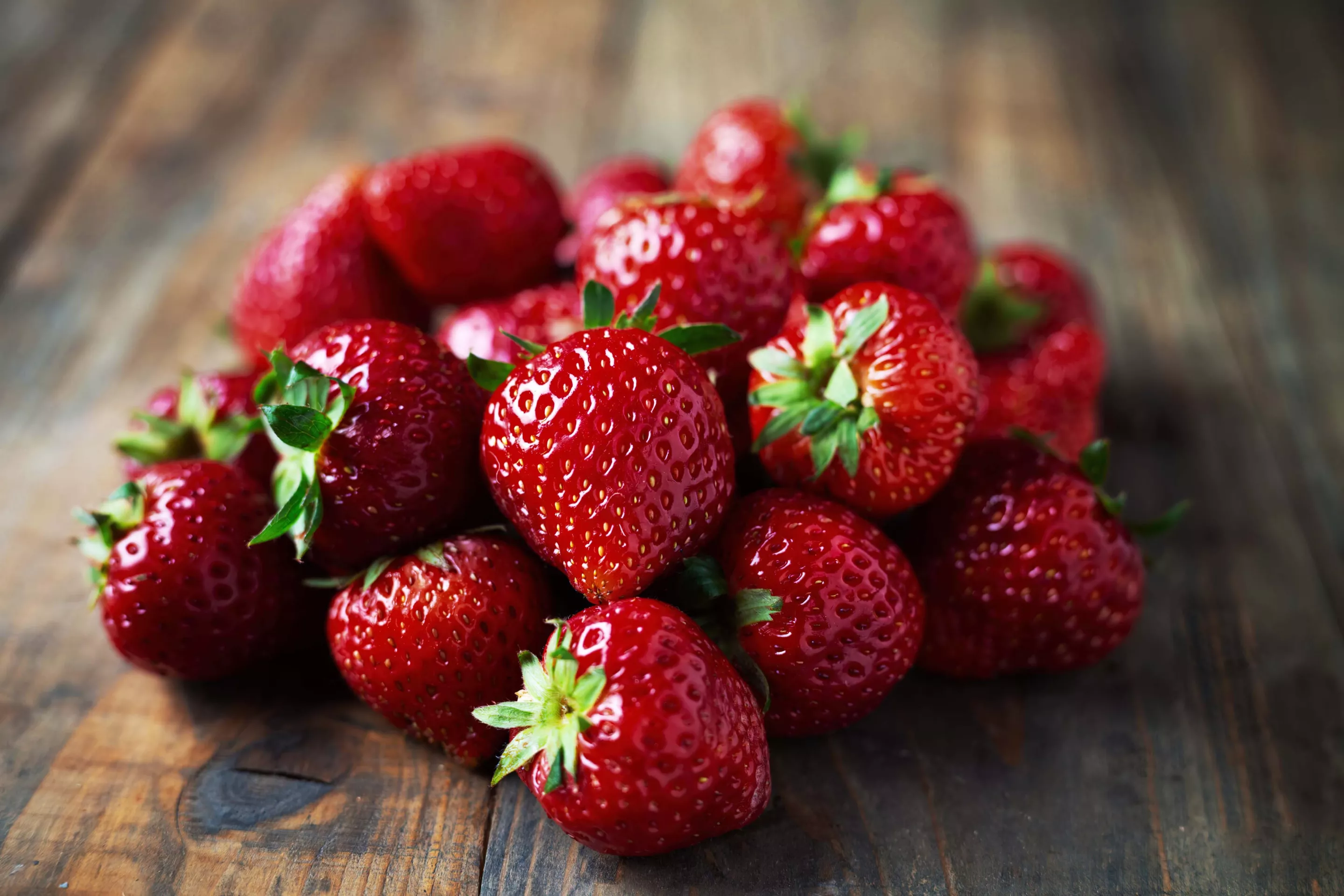 Researchers demonstrate how strawberries could help the gut fight allergies naturally