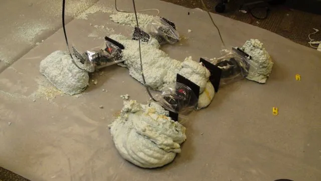 FoamBot built this quadruped robot out of electromechanical modules and self-hardening foam (Photo: ModLab)