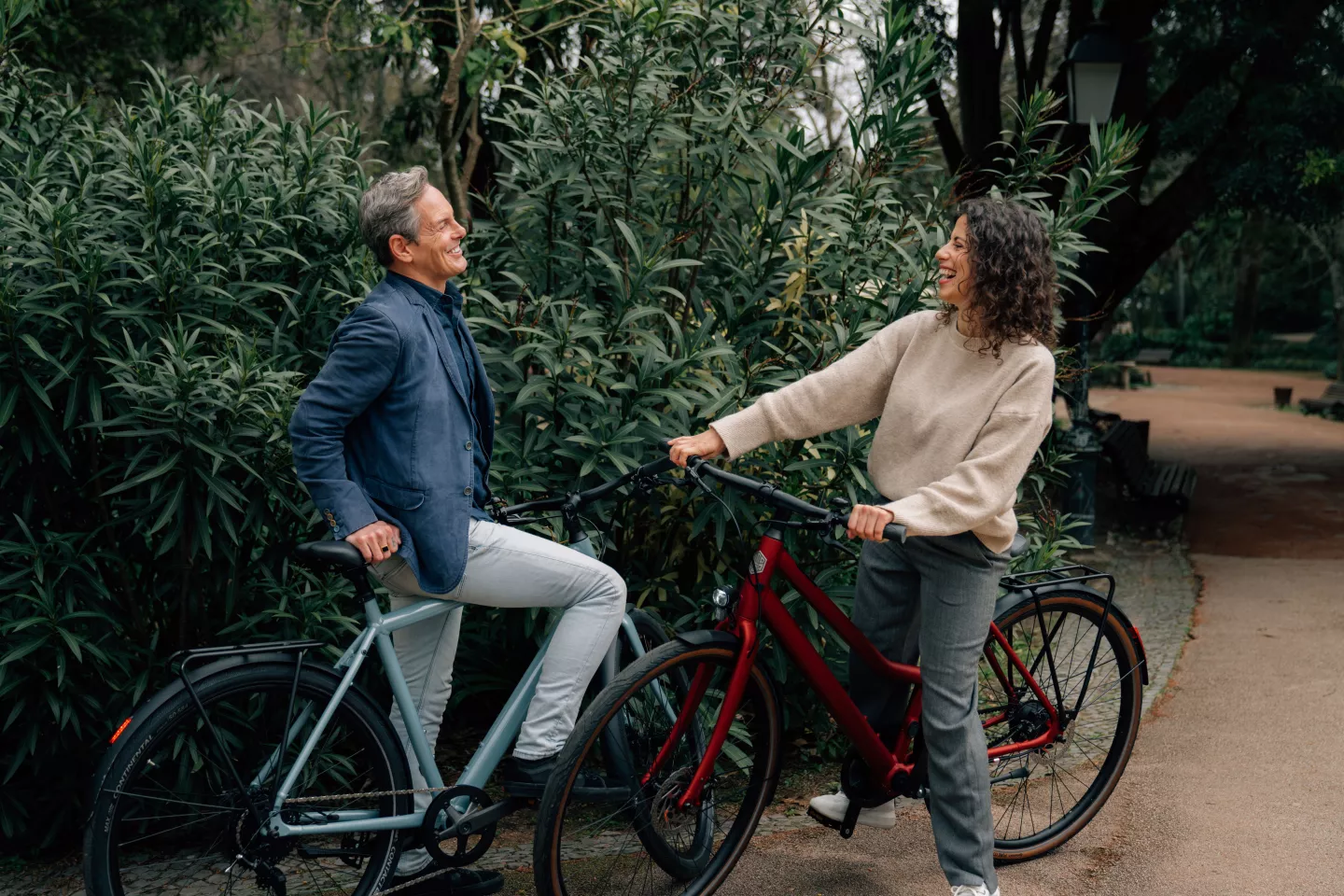 The Nova Series ebikes with USB-C charging is made up of two models: the Nova and Nova Pro, both available with high-step and mid-step frames