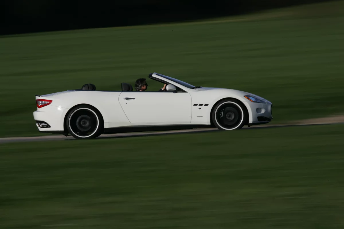NOVITEC TRIDENTE's supercharged Maserati GranCabrio puts out 590 hp / 434 kW,peak torque of 572 Nm and a top speed of 301 km/h (187 mph)