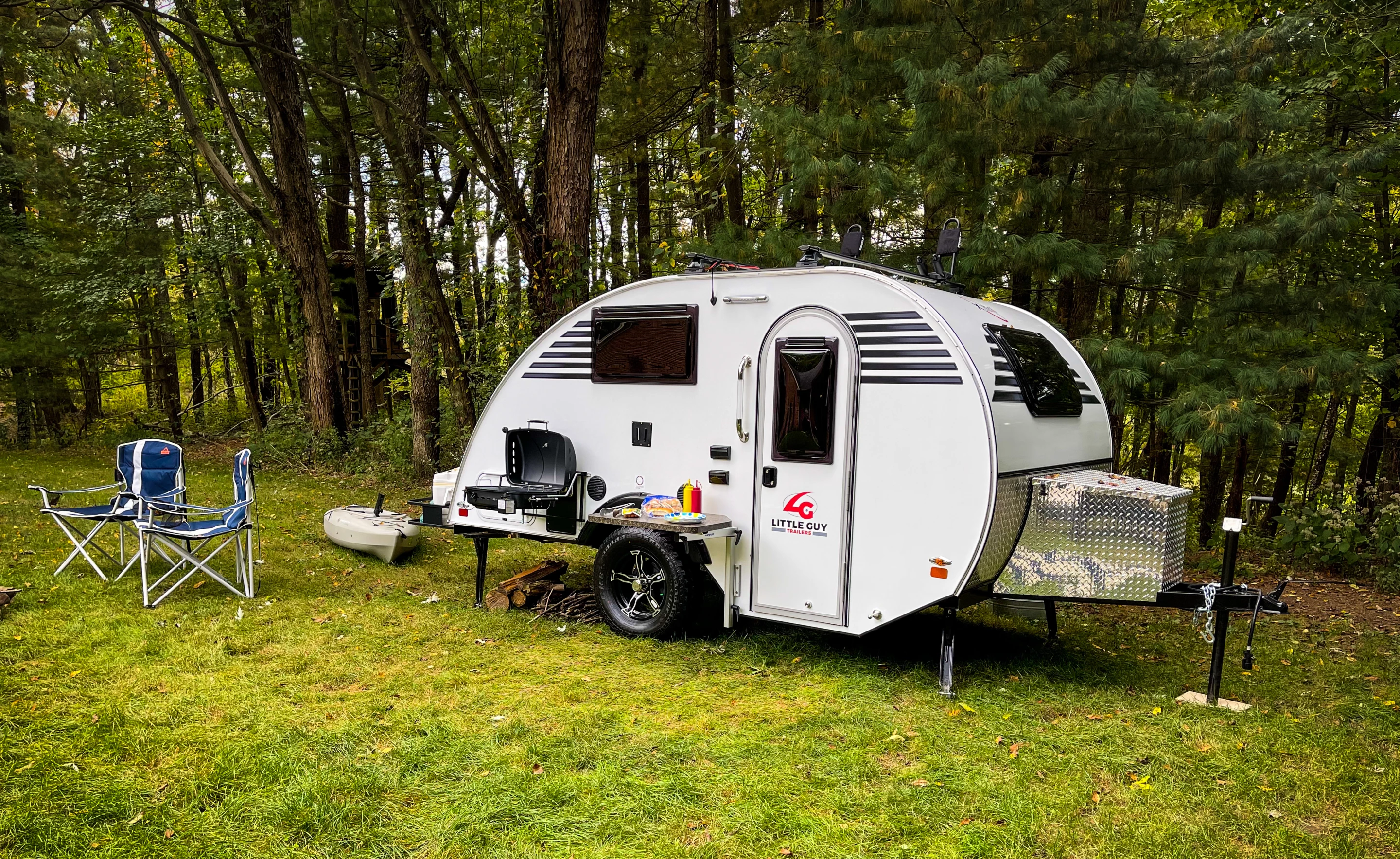 Unlike other teardrop trailers, the Little Guy Micro Max does not have a tailgate kitchen, but it still offers options for outdoor cooking