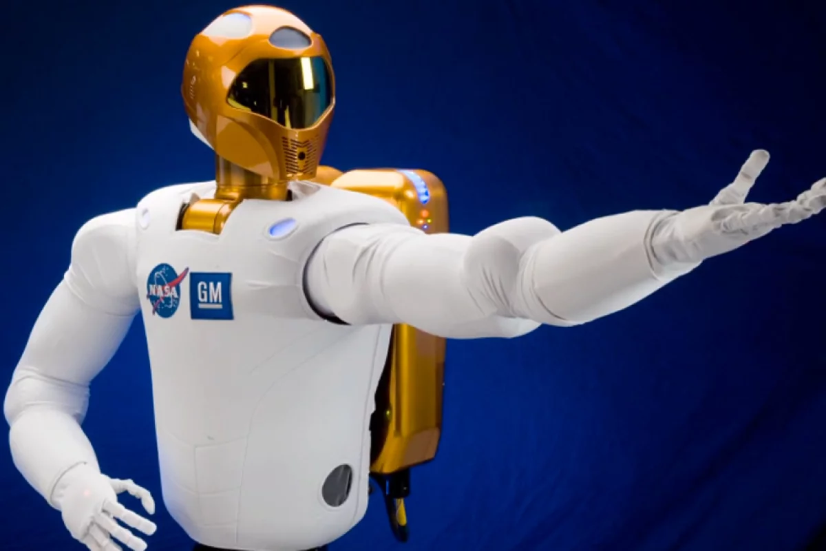 Robonaut 2 has been designed to work alongside humans - or perform as Hamlet apparently