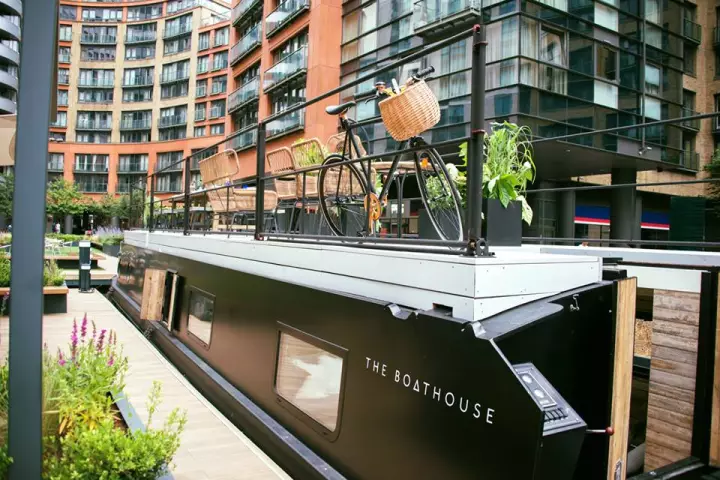 Gracing London's very first floating park, The Boathouse London offers unique floating accommodation for up to four guests