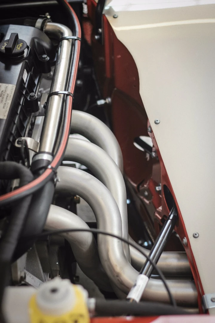 The ARP4's body takes advantage of a mix of modern and classic materials