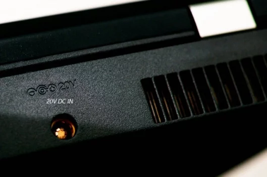 ThinkPad W700ds rear view of DC port