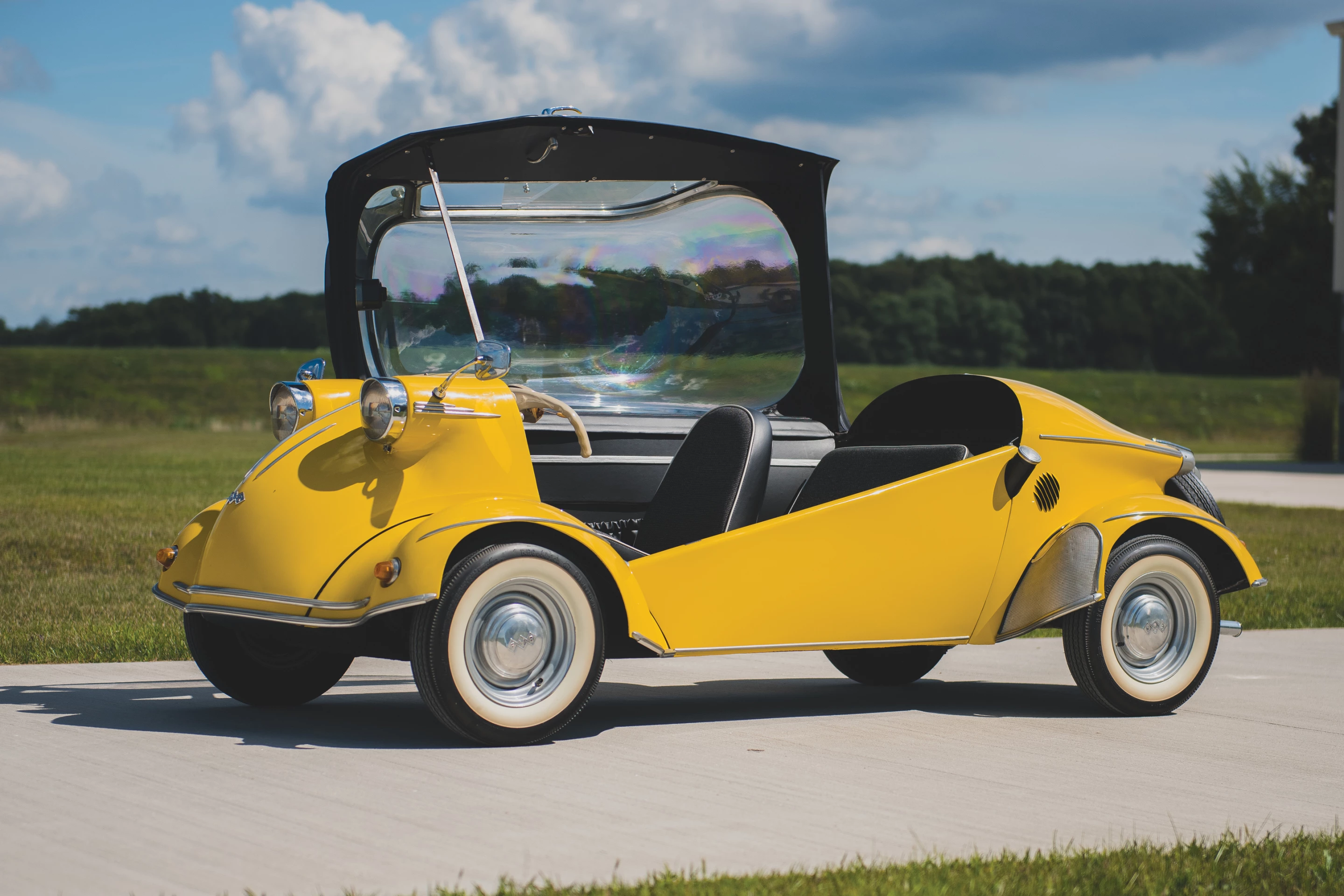 $137,500 | 1960 FMR TG500 Tiger | RM-Sotheby's Art of the Automobile Sale | New York | 21 November 2013