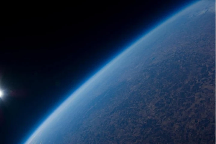 Boeing and Space Adventures plan to offer commercial spaceflight opportunities (Image: Space Adventures)