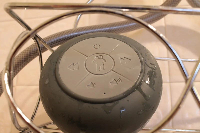 The speaker is IPX5 rated to be splash-proof (Photo: Eric Mack/Gizmag.com)