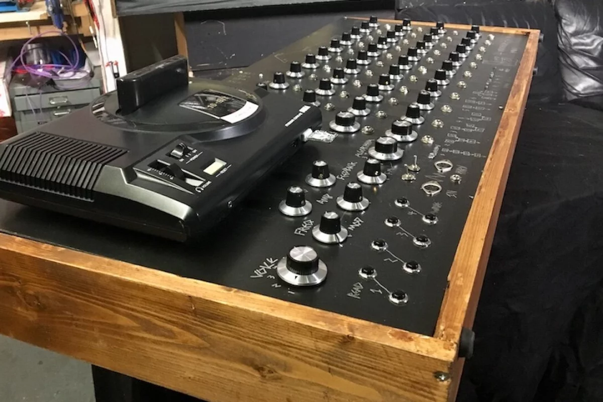 Look Mum No Computer's Sam Battle uses the FM engine of the Sega Mega Drive to create a monster synthesizer