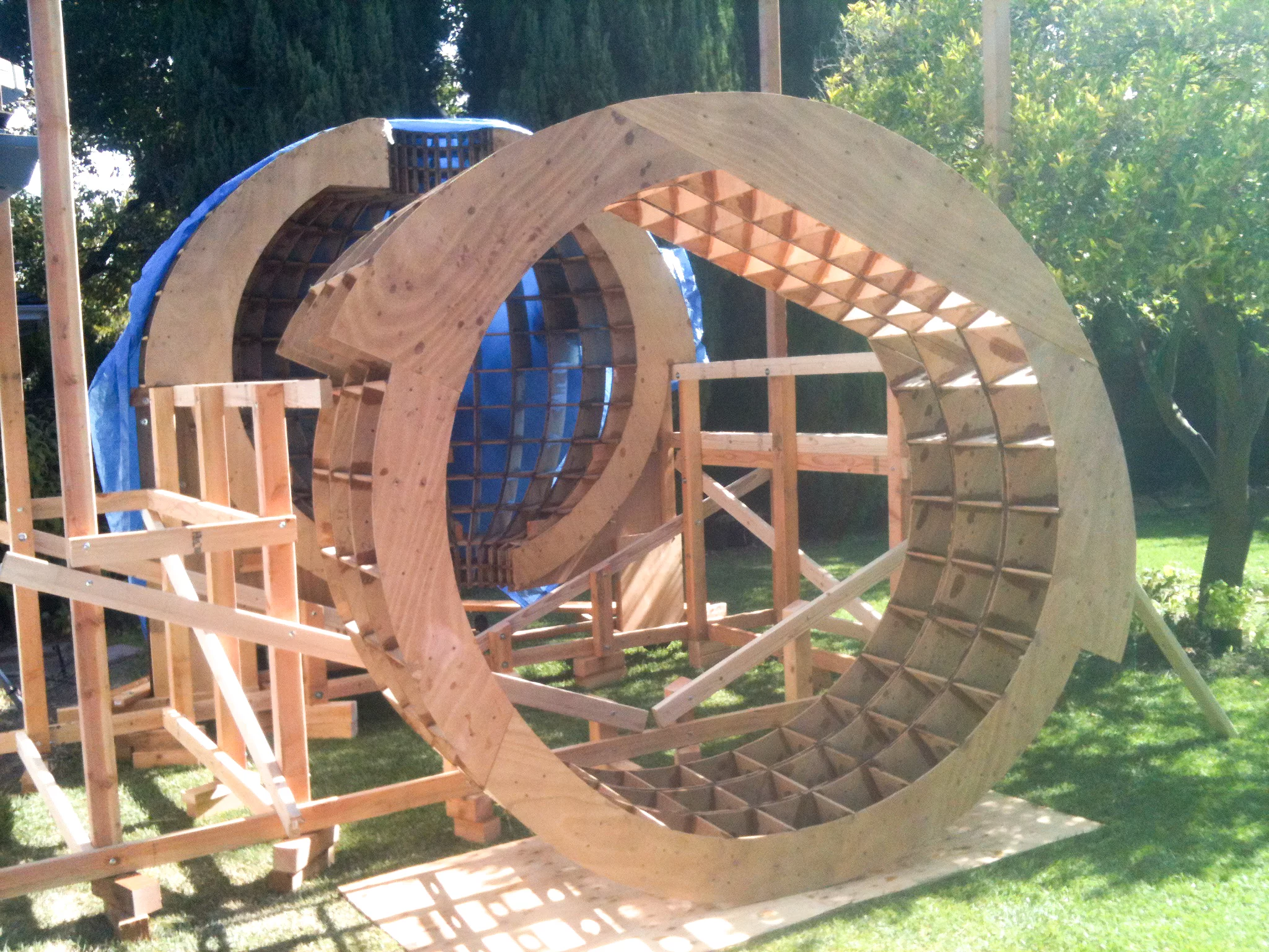 The Tsunamiball beginning to take shape (Photo: Chris Robinson)