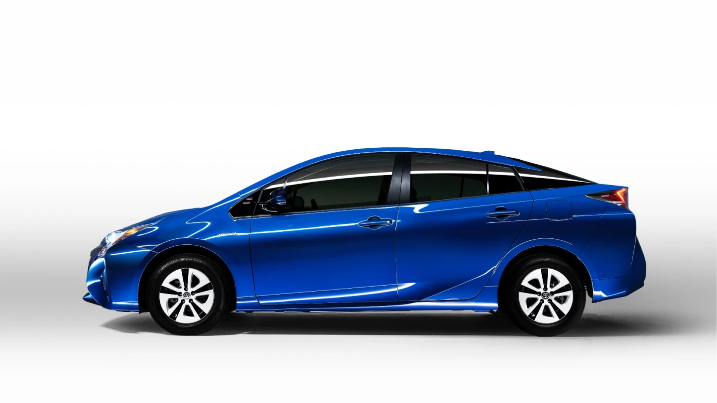 Toyota estimates a 10 percent boost in EPA-estimated fuel economy courtesy of lighter, sleeker powertrain components, improved battery energy density and increased thermal efficiency