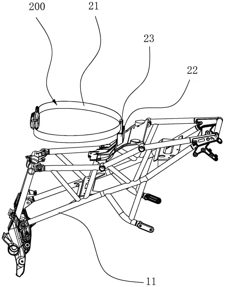 This iteration of the patent shows a fabric belt that wraps around the rider's waist