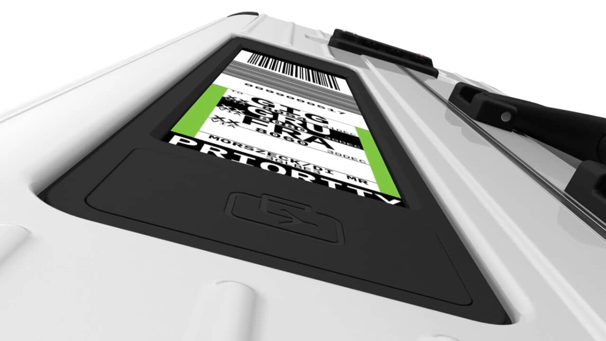 The bag can be checked in before leaving home via Bluetooth and using a smartphone