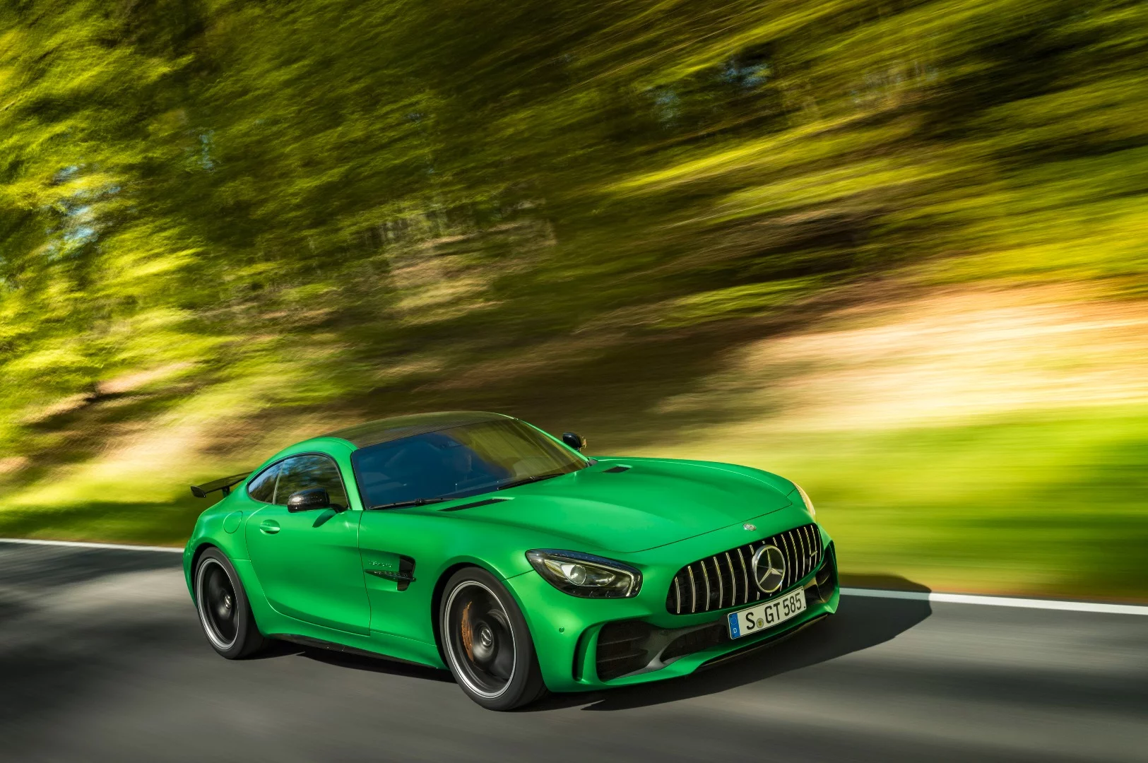 The all-new Mercedes-AMG GT R