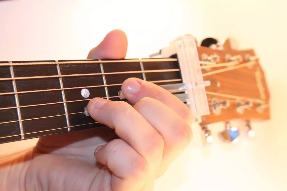 The Guitar Now chord learning system from Alex Levine