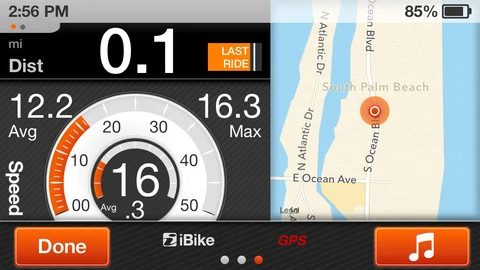 An iOS companion app displays information such as speed, cadence, elevation and a map for navigation