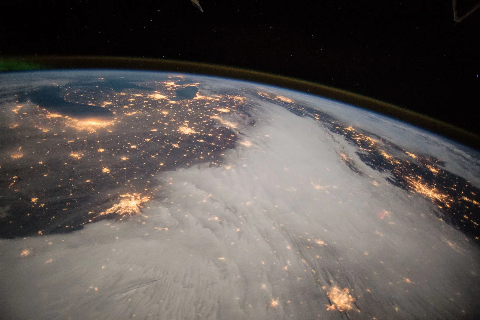 The Great Lakes region of the central US at night