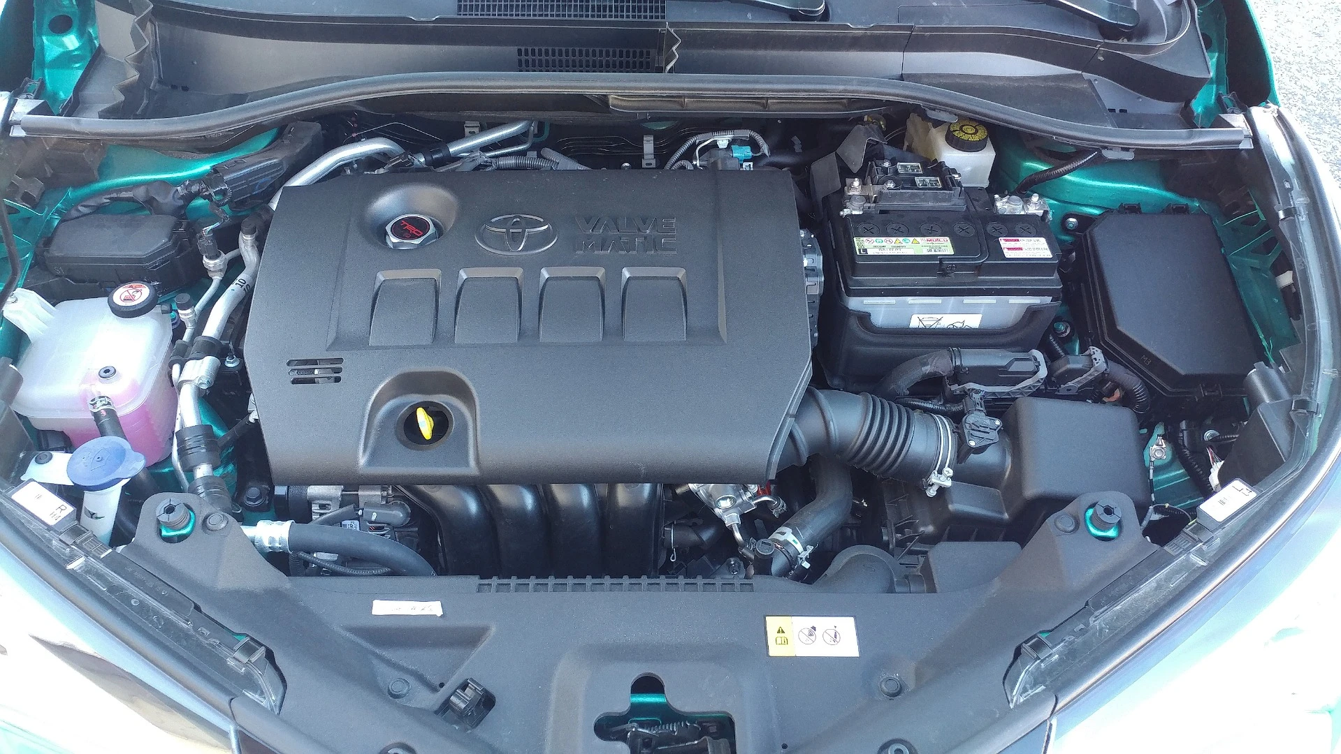 The 2.0-liter engine found in the 2018 C-HR appears in the vehicle only for the North American market. The rest of the world gets a 1.8