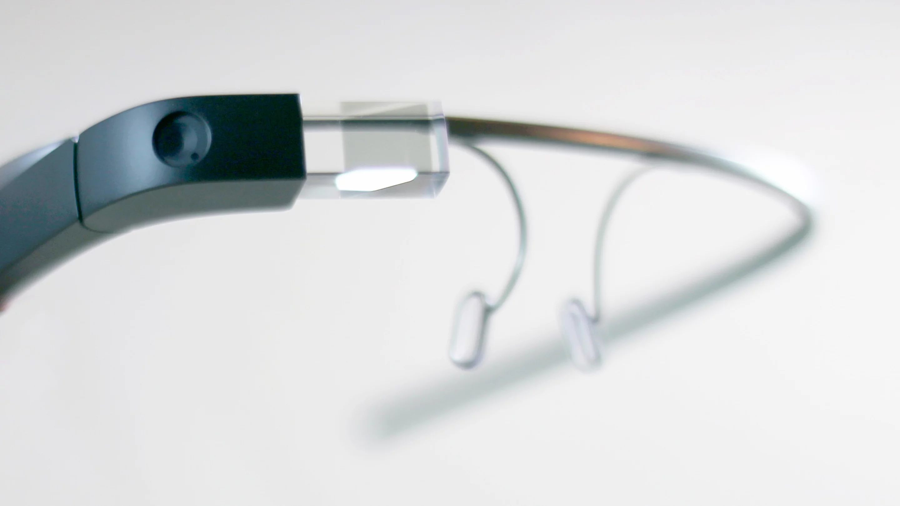 Glass is pretty light and comfortable to wear