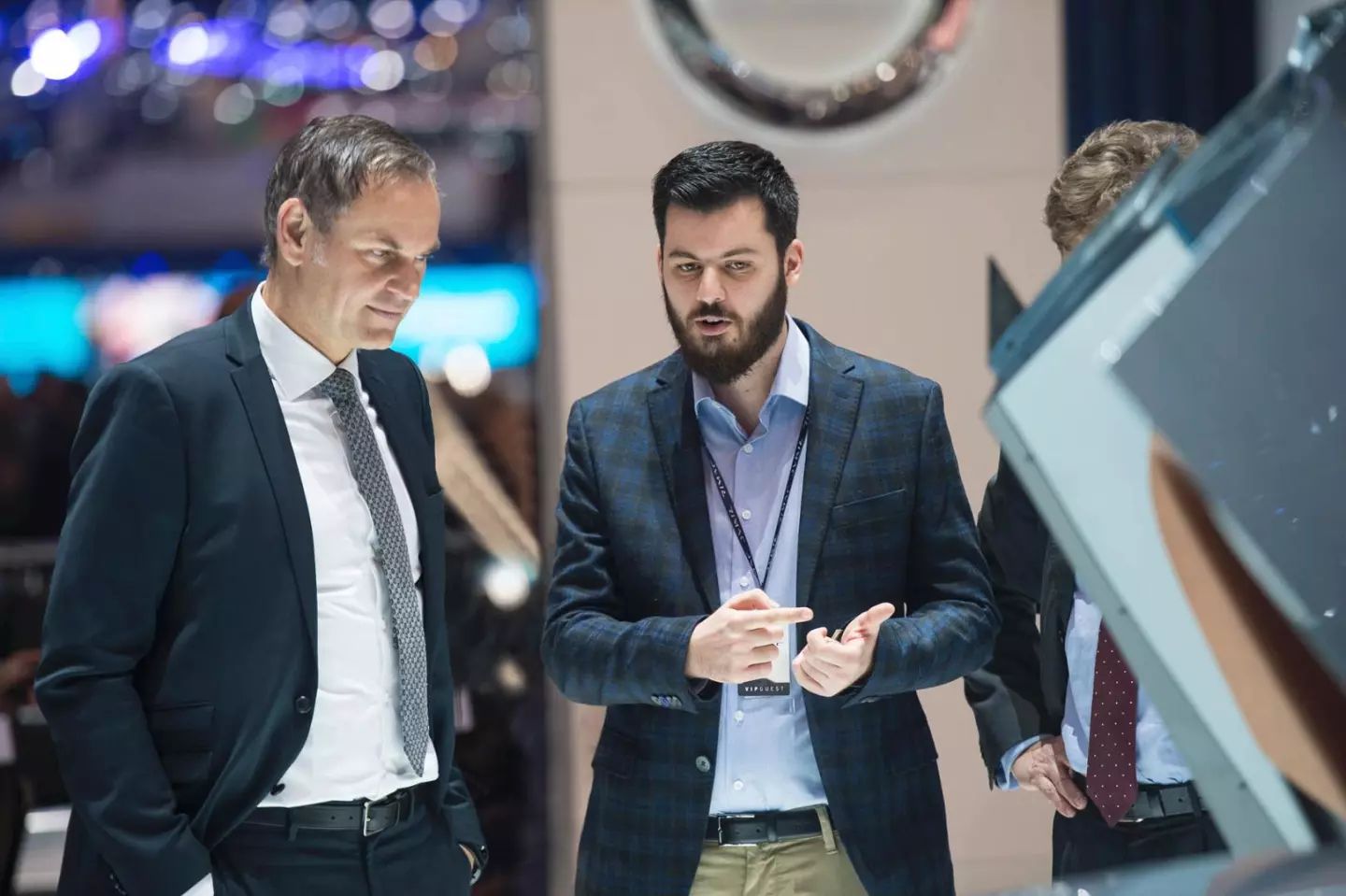 Mate Rimac (right) and Porsche's Lutz Meschke