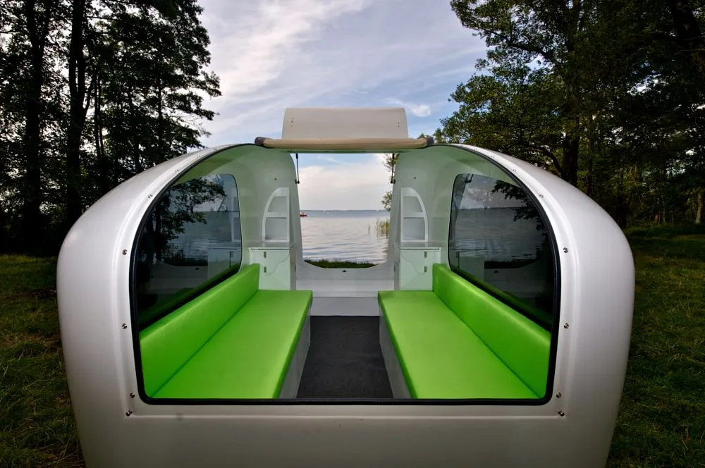 Featuring a removable roof, Sealander's interior will come customizable through a number of modules