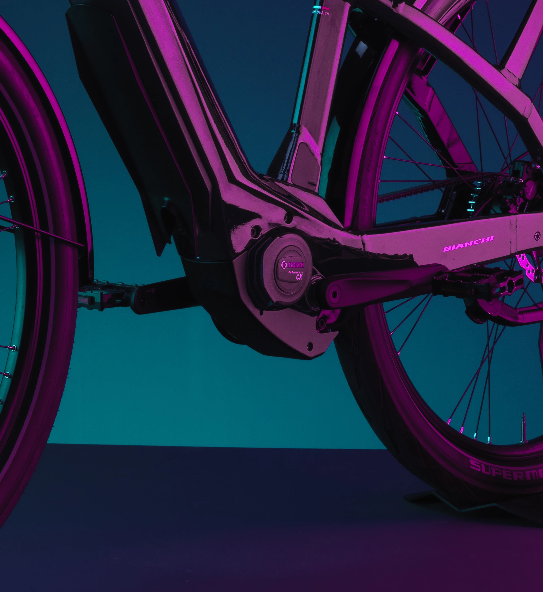 The 250-W Bosch Performance Line CX produces 85 Nm of torque and offers up to 340 percent rider assist