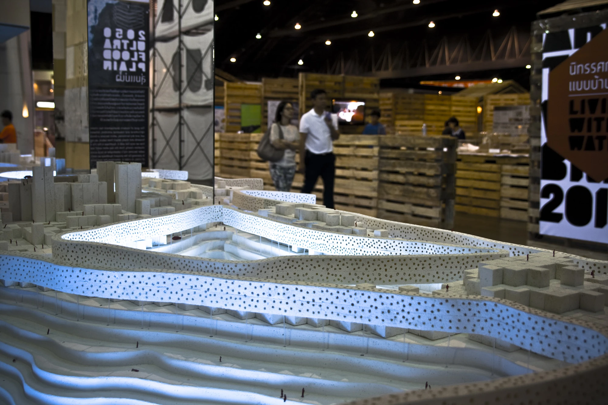 The relative depth of the reservoirs is clear in Shma's physical model of the conceptual Ayutthaya of the future on display at Architect Expo 2012