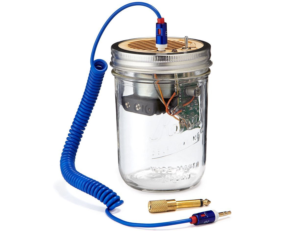 Trash Amps Jam jams a speaker and amp into a jar