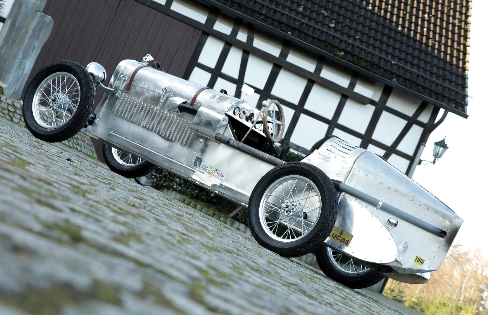 This hand-made 1920s Bentley 4½-Liter Replica Children's Car is to be auctioned at Bonhams' Les Grandes Marques du Monde au Grand Palais auction sale on February 8, 2018 and is estimated to sell for between €5,000 and €7,000